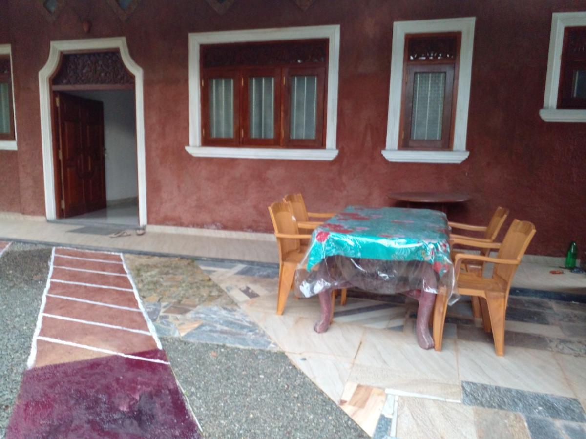 Star Home Stay Бентота Екстериор снимка