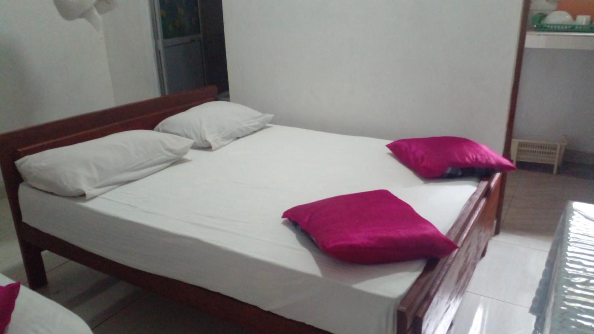 Star Home Stay Бентота Екстериор снимка